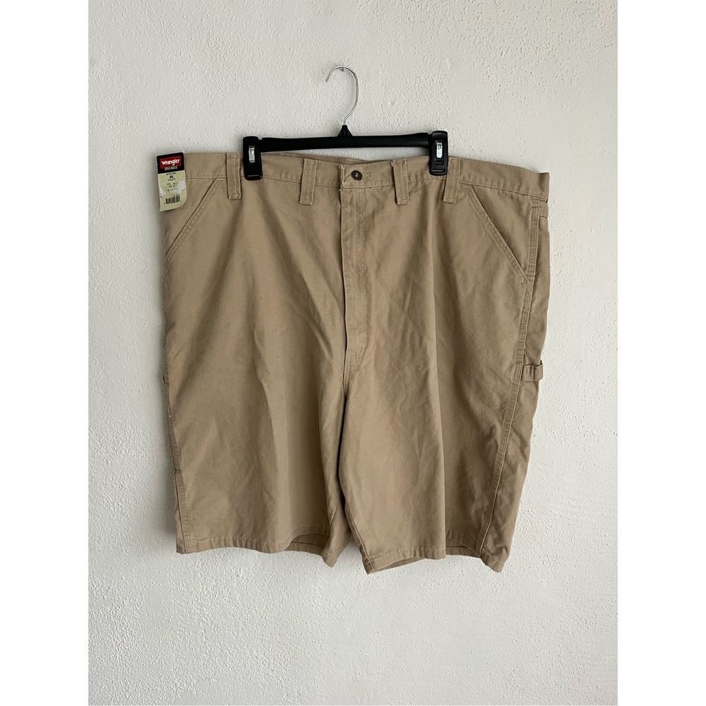 Wrangler Man Carpenter Loose Seat Premium Denim Short, Size 46